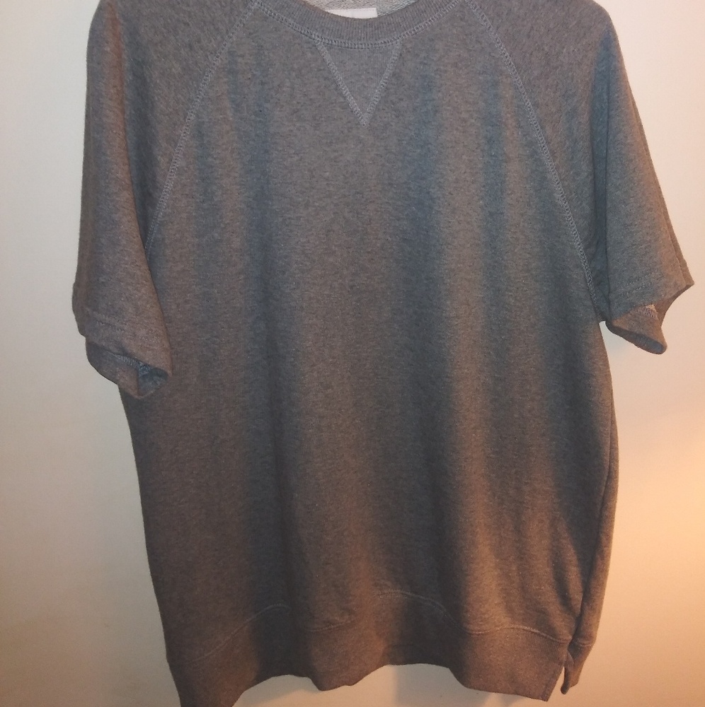 2/$15 Oversized grey Goodiellow & co shirt